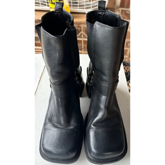Women's Unlisted Brand Mid Heel Black Leather Upper Boots w/Silver Accent Size 8 - Picture 16 of 16
